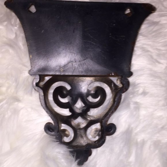 Vintage Bronze Copper Neoclassical Scrolled Embossed Filigree Wall Pocket - Picture 6 of 8